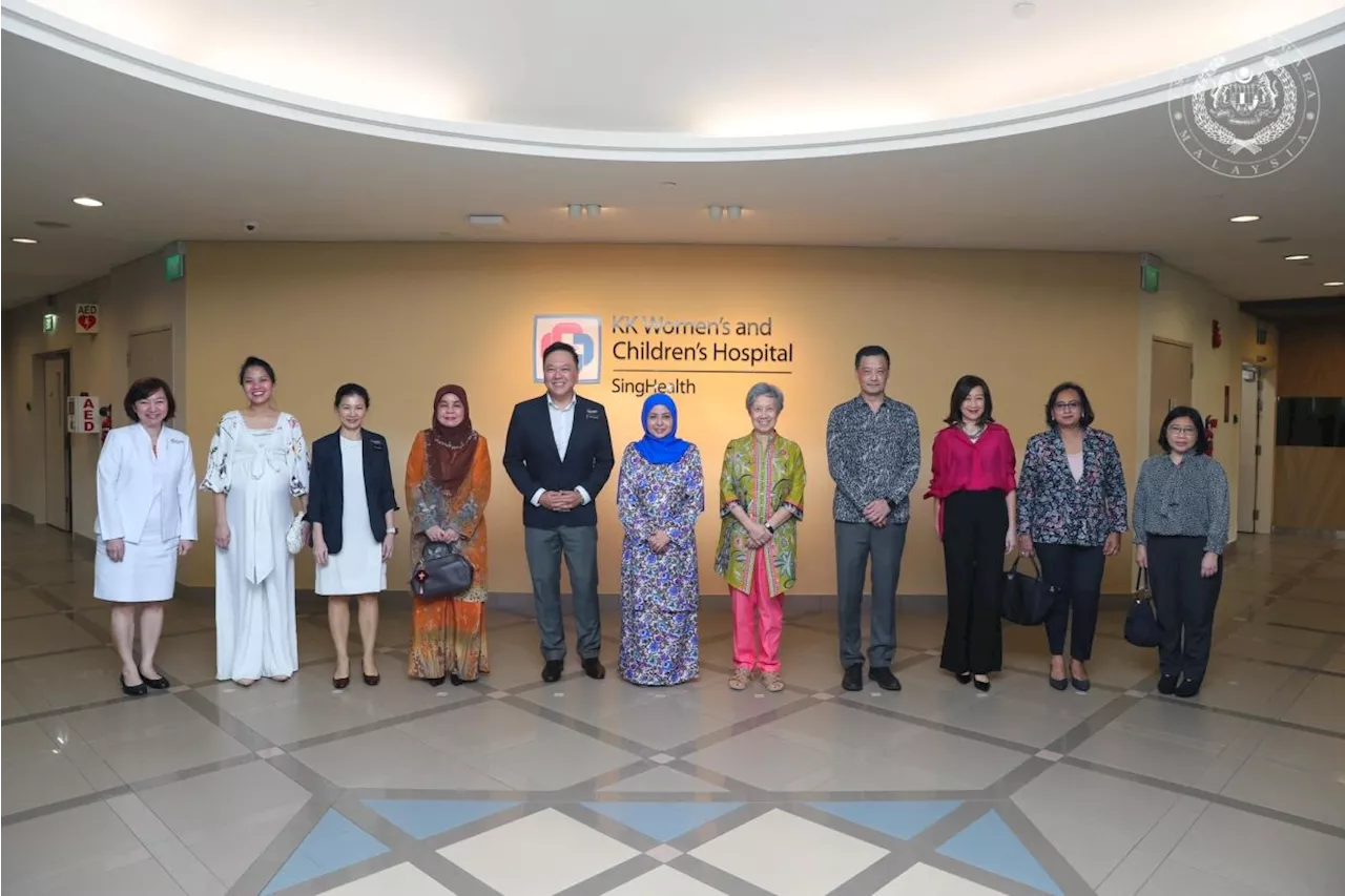 Queen visits KK Women's and Children's Hospital in Singapore