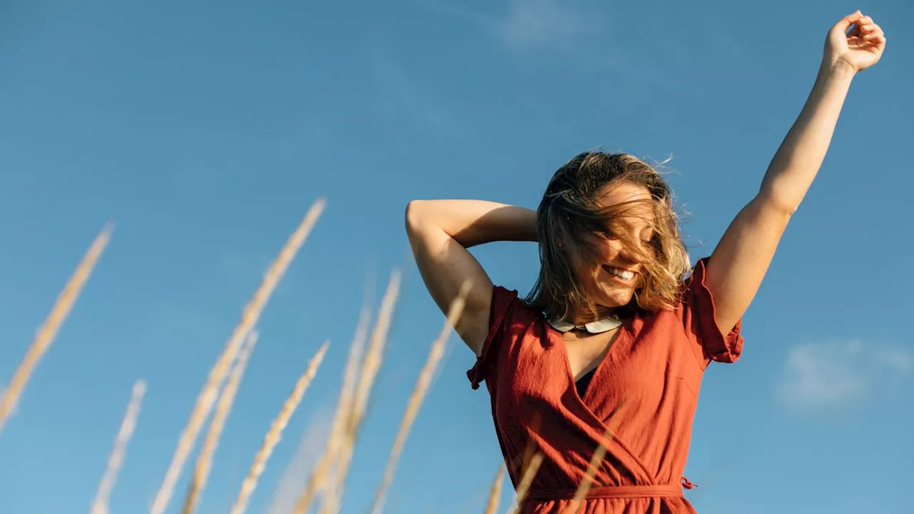 Wickelkleider Trends: Diese Modelle sind 2024 angesagt