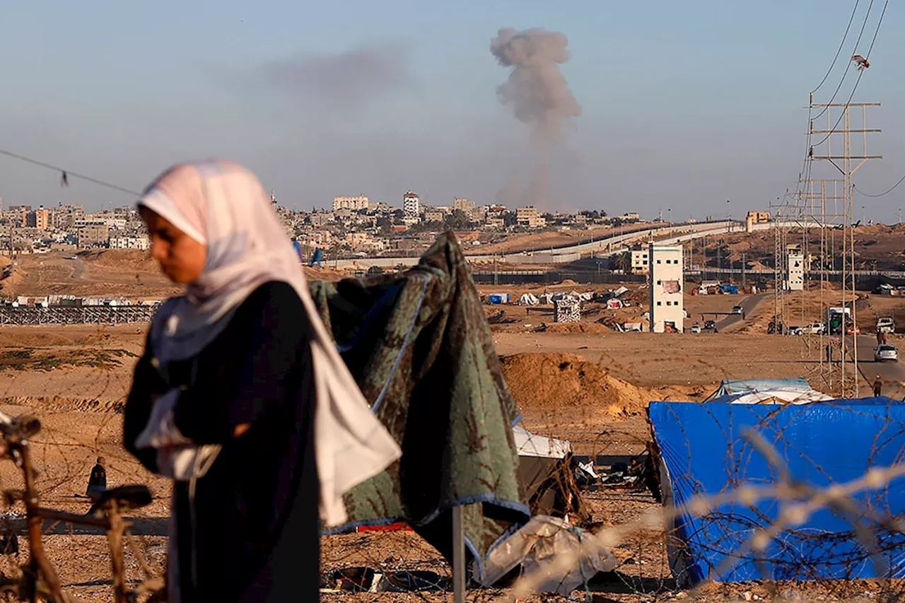 Israeli forces take control of the Gaza side of the Rafah crossing with Egypt