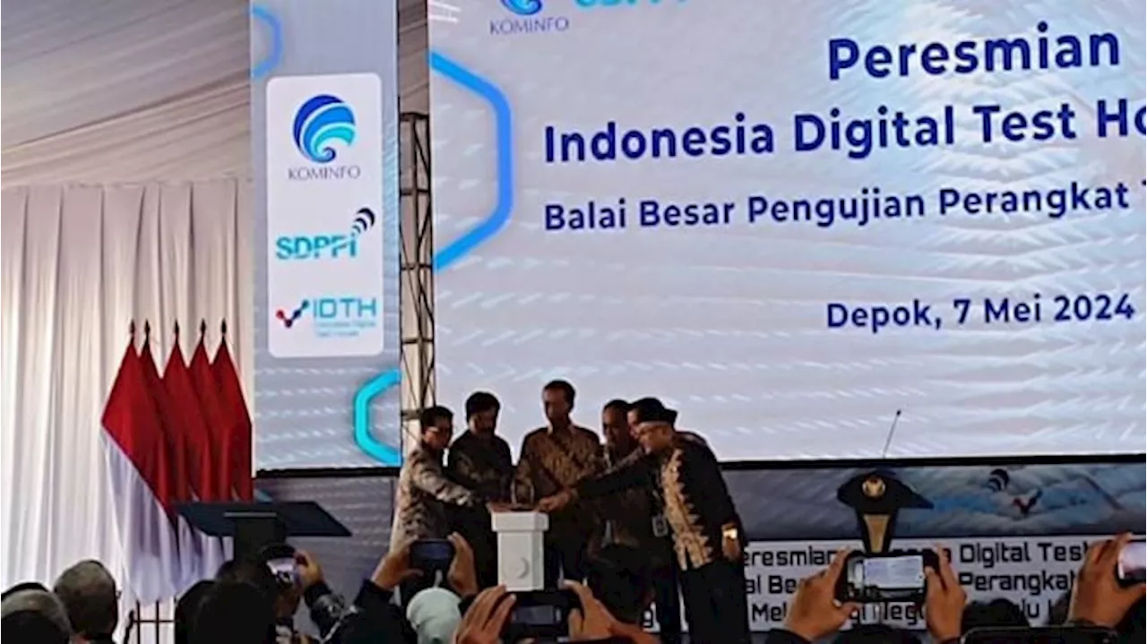 Jokowi Semringah Resmikan Balai Terbesar se-Asia Tenggara di Depok