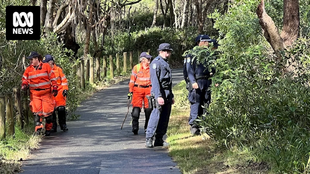 Police land and sea search continues following fatal stabbing of Coffs Harbour surfer Kye Schaefer