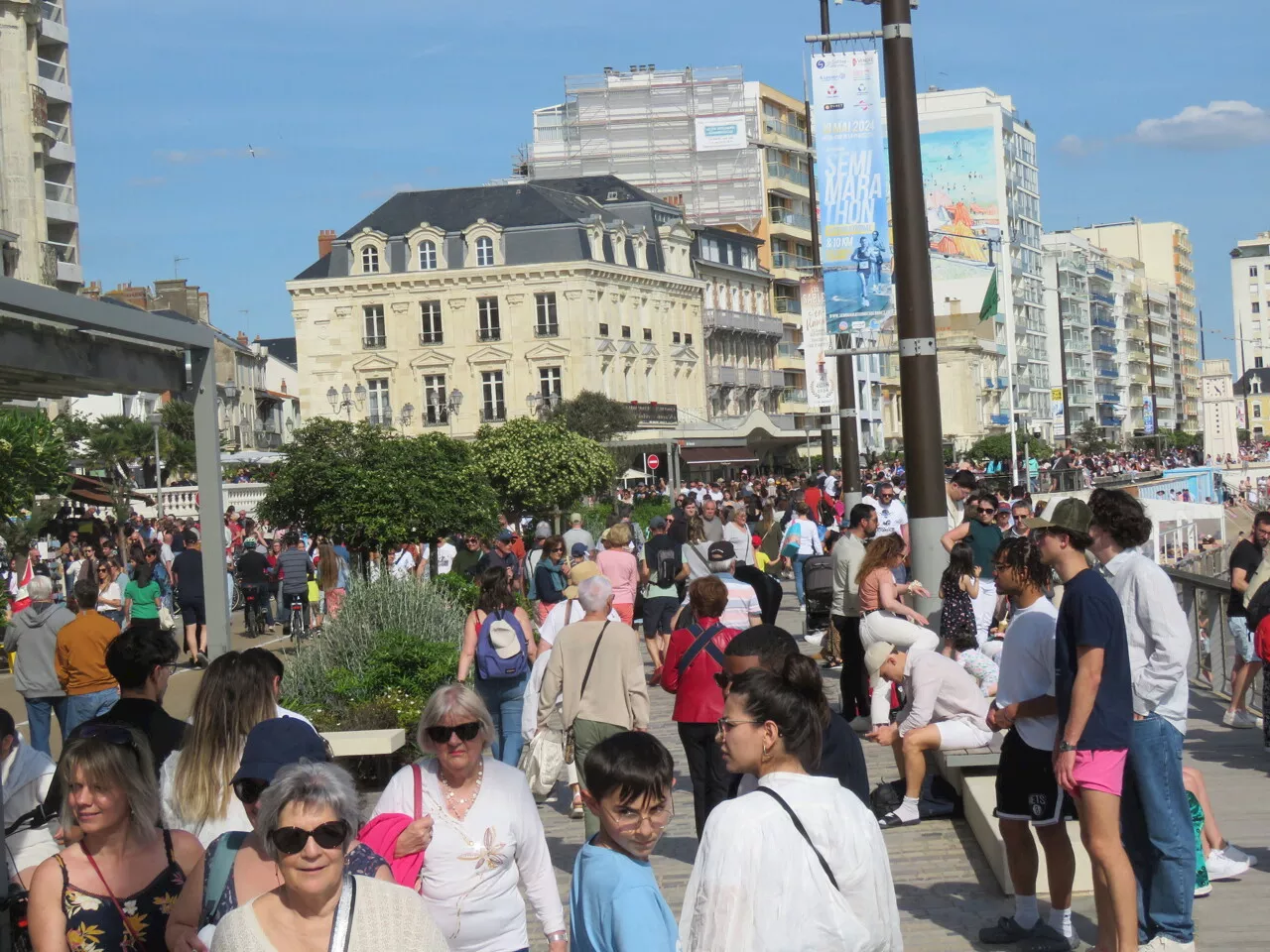 Soleil, grandes marées, foule : les ingrédients d'un week-end digne de l'été aux Sables-d'Olonne