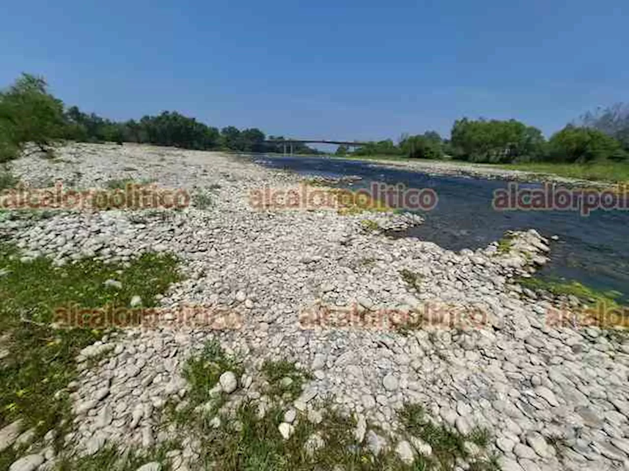 En Álamo, el río Pantepec ha perdido casi 150 metros de su anchura