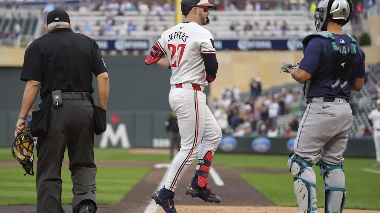 Rojas and France help the Mariners knock off the Twins 10-6