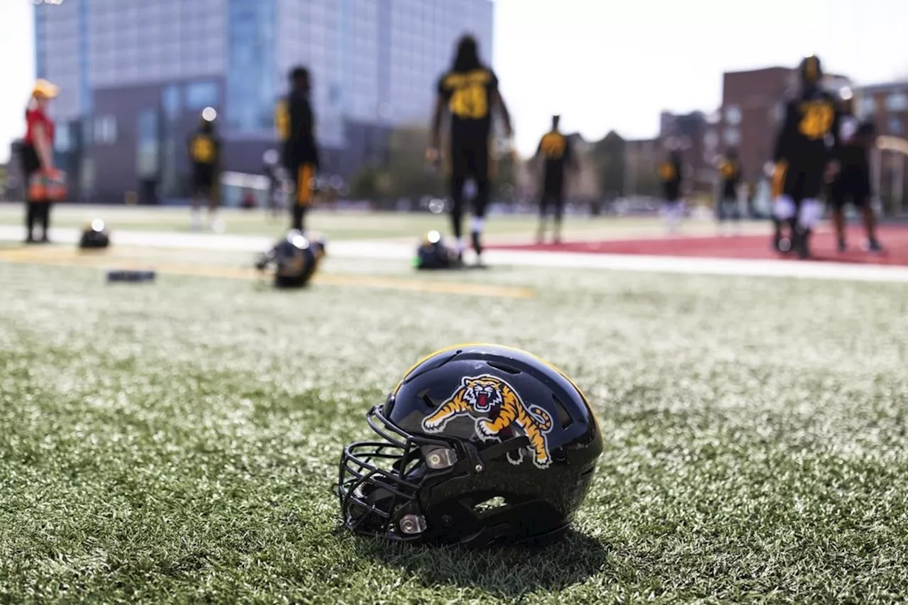 Hamilton Tiger-Cats to add Mike Walker, Bernie Custis to Wall of Honour