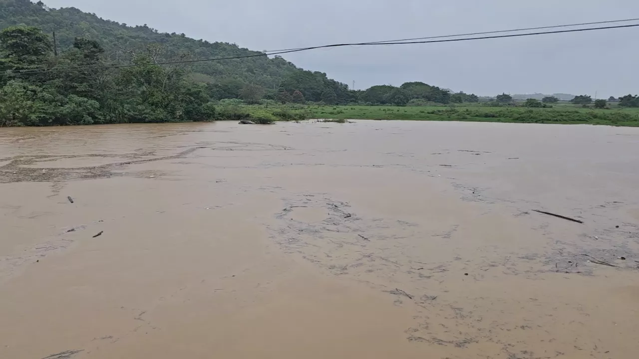 El gobierno de Puerto Rico declara estado de emergencia en 18 municipios afectados por lluvia