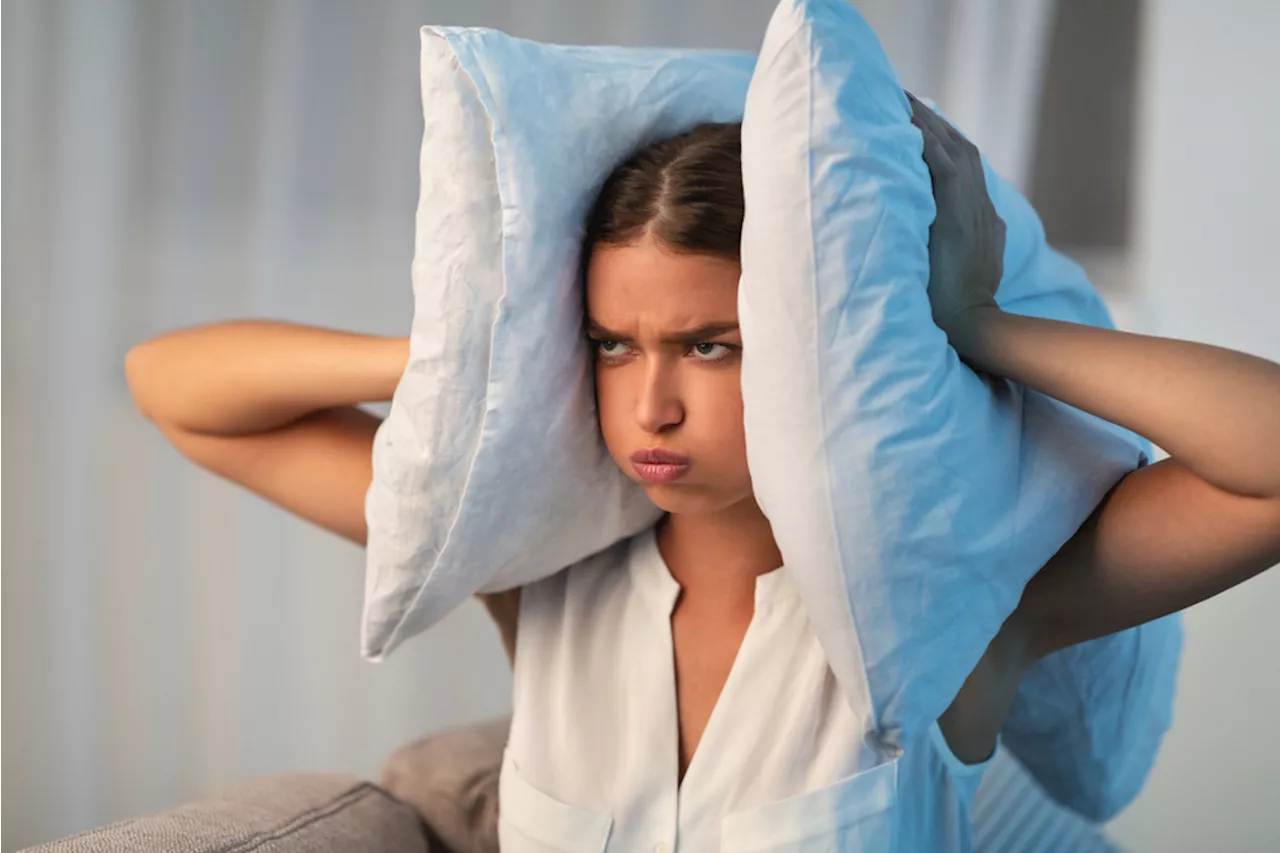 The Brown Note Frequency Isn’t Real, But Sound Effects Our Bodies