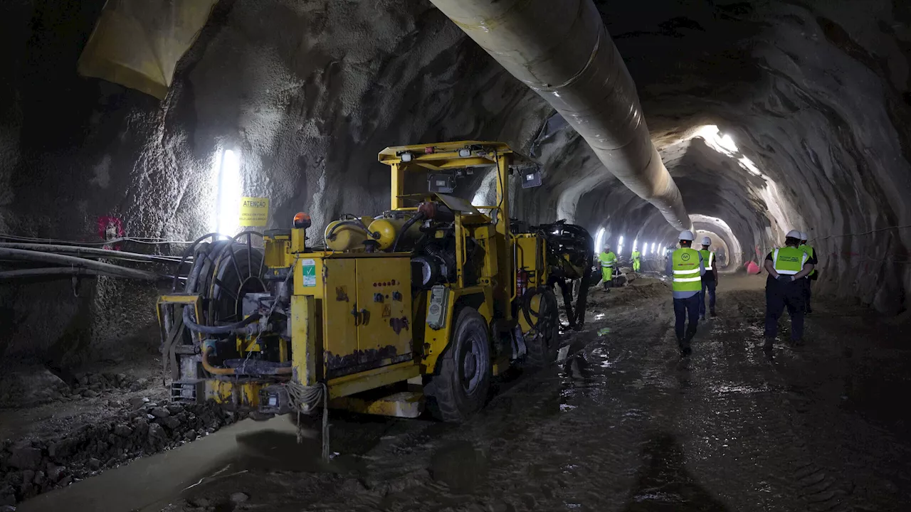 Metro do Porto conclui primeiro túnel da Linha Rosa