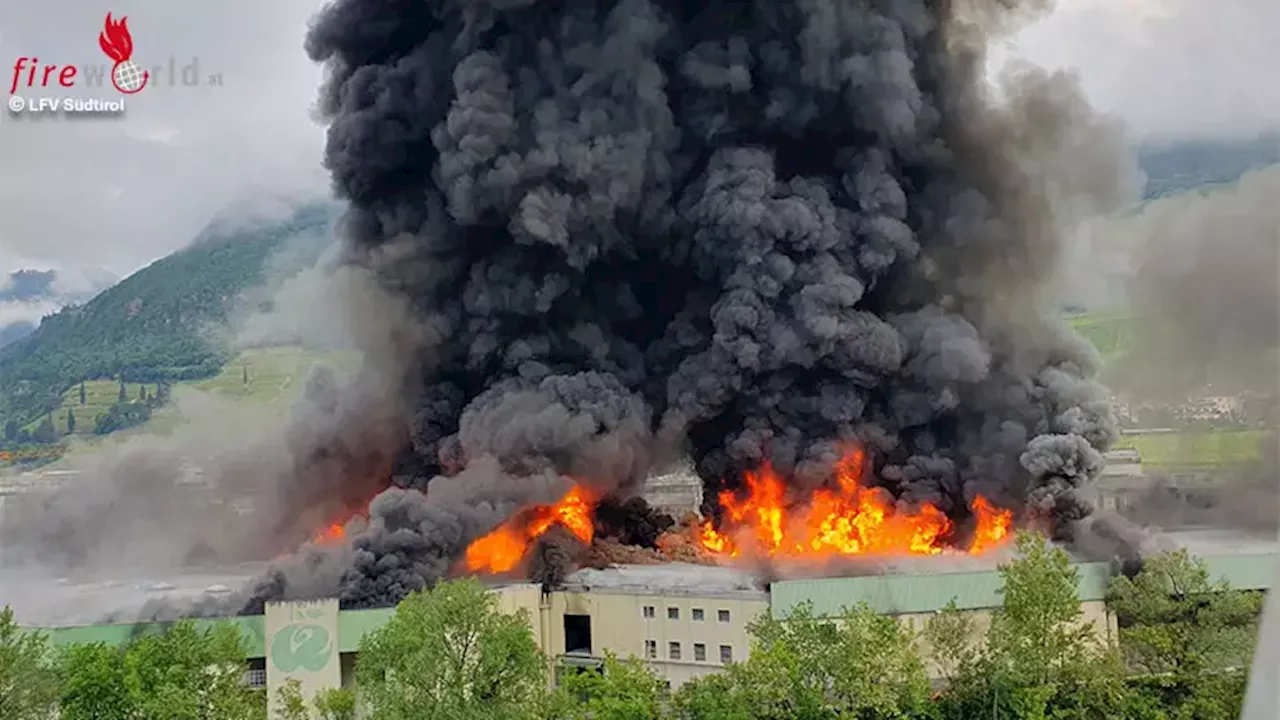 Italien / Südtirol: Betrieb für Elektro-Ladestationen in Südtirol in Flammen → sogar Luftraum vorübergehend geschlossen