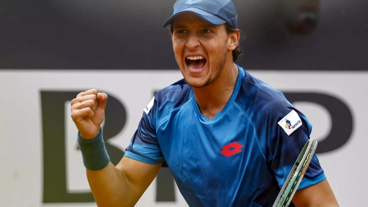 Darderi tutto cuore: rimonta e batte Shapovalov spinto dal Foro Italico