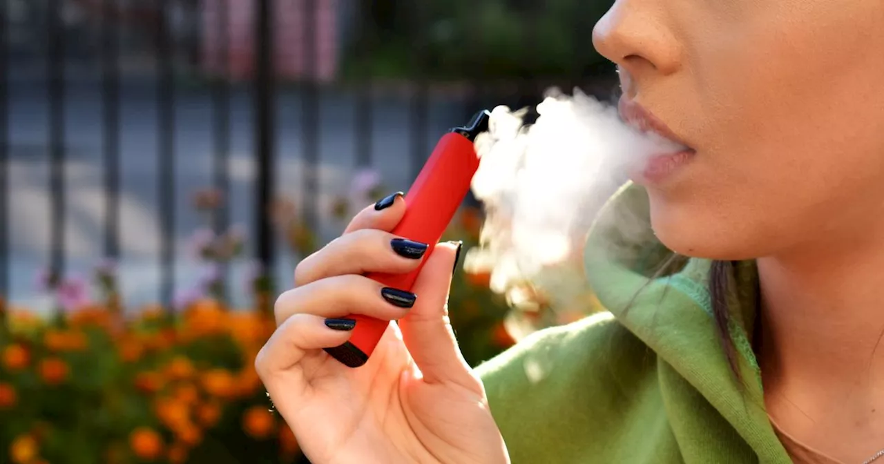 Vape warning as Irish study finds cancer and lung injuries 'almost a certainty'