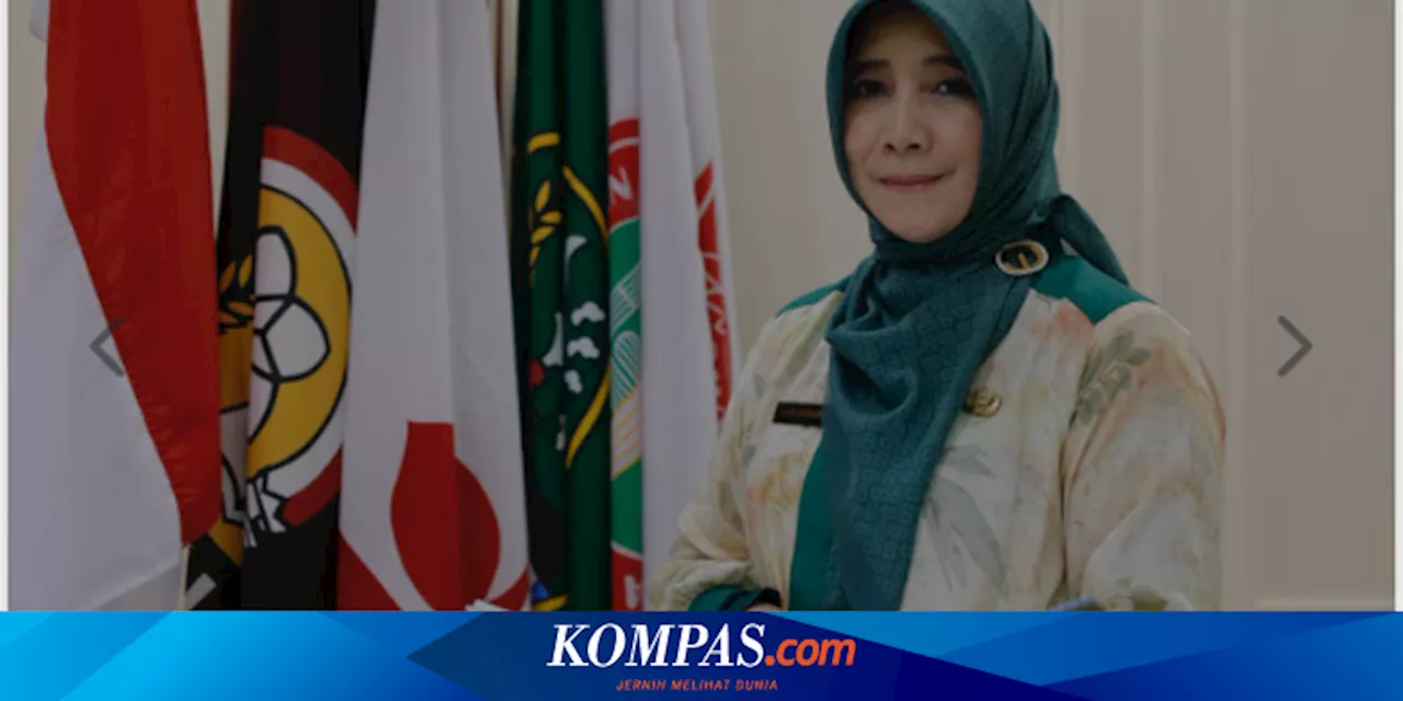 Cerita Elis, Kepala Sekolah SMAN 2 Cibinong yang Punya Segudang Prestasi