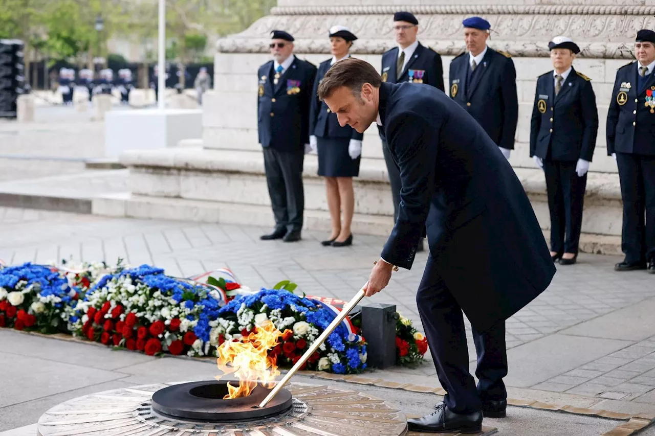 Avant la flamme olympique, Macron ravive la flamme du soldat inconnu à Paris