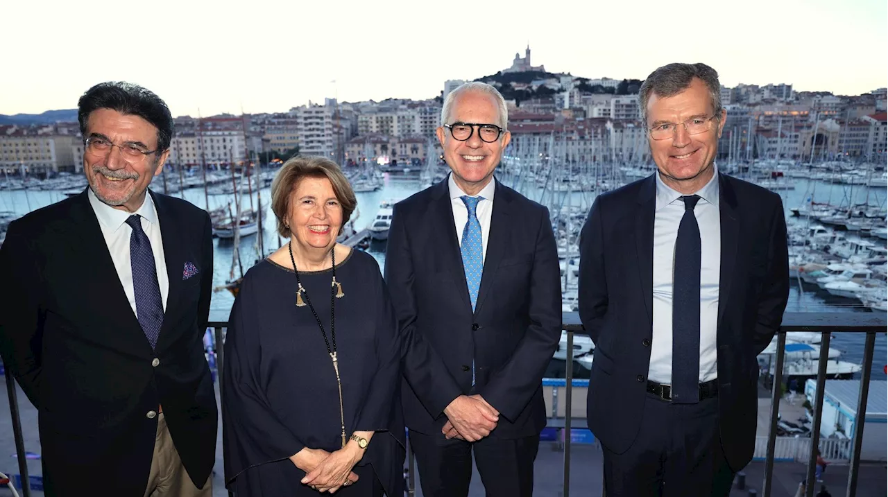 Marseille Confidentiels : l'Académie de Marseille fait flotter le drapeau grec