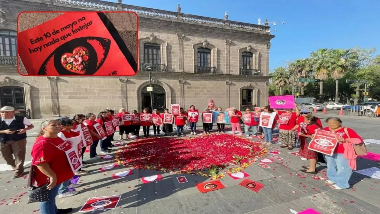 Día de las madres: &quot;No tenemos nada que celebrar&quot; madres buscadoras protestan en Monterrey