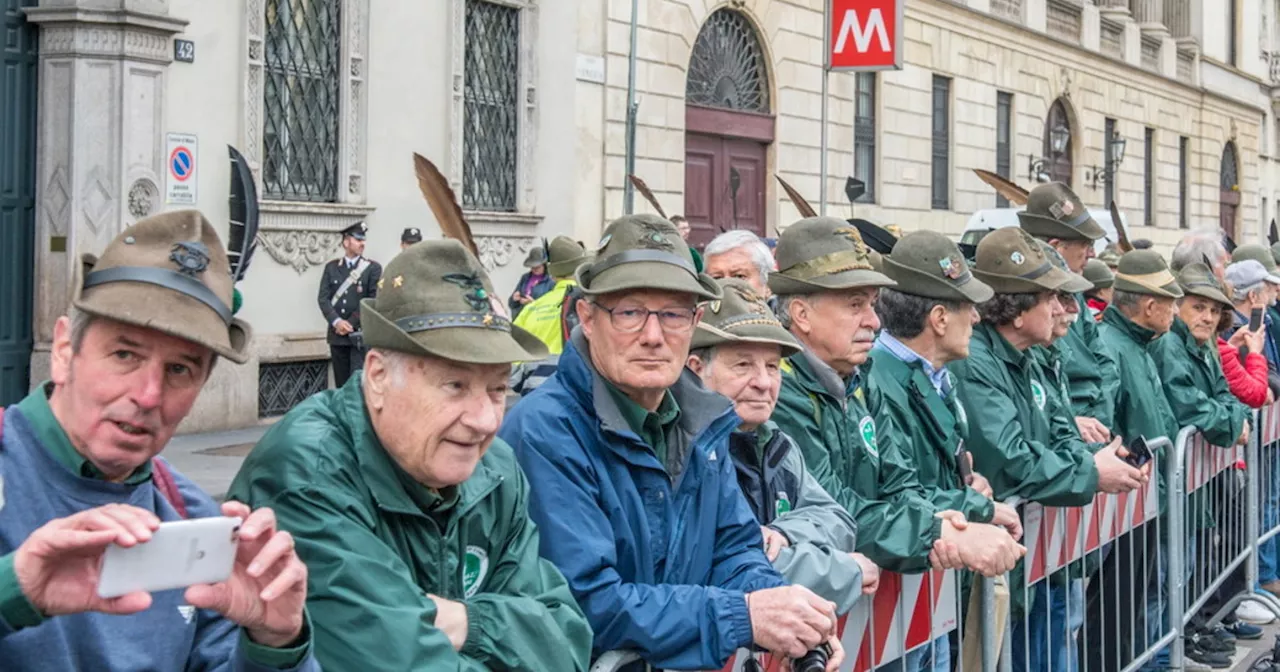 Alpini a Vicenza, spunta l&#039;ufficio-molestie mobile: &#034;Pronti a raccogliere denunce&#034;