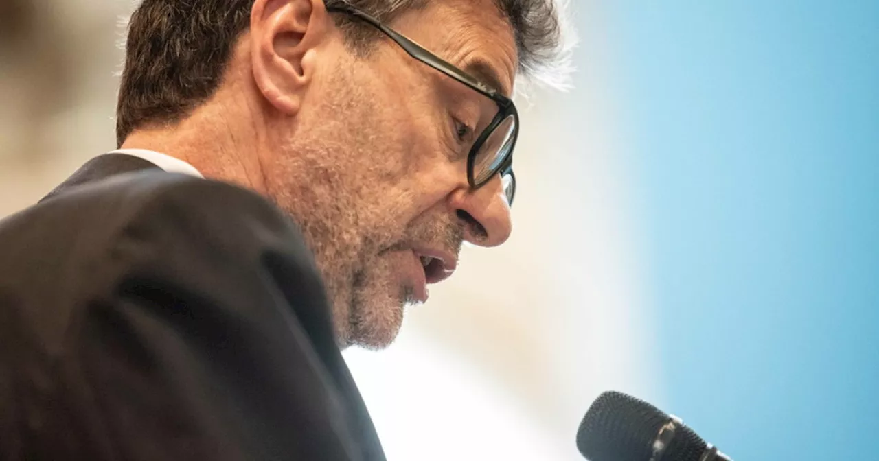 Superbonus, Giorgetti: &#034;Stop alle deroghe, questa valanga è come il Vajont&#034;