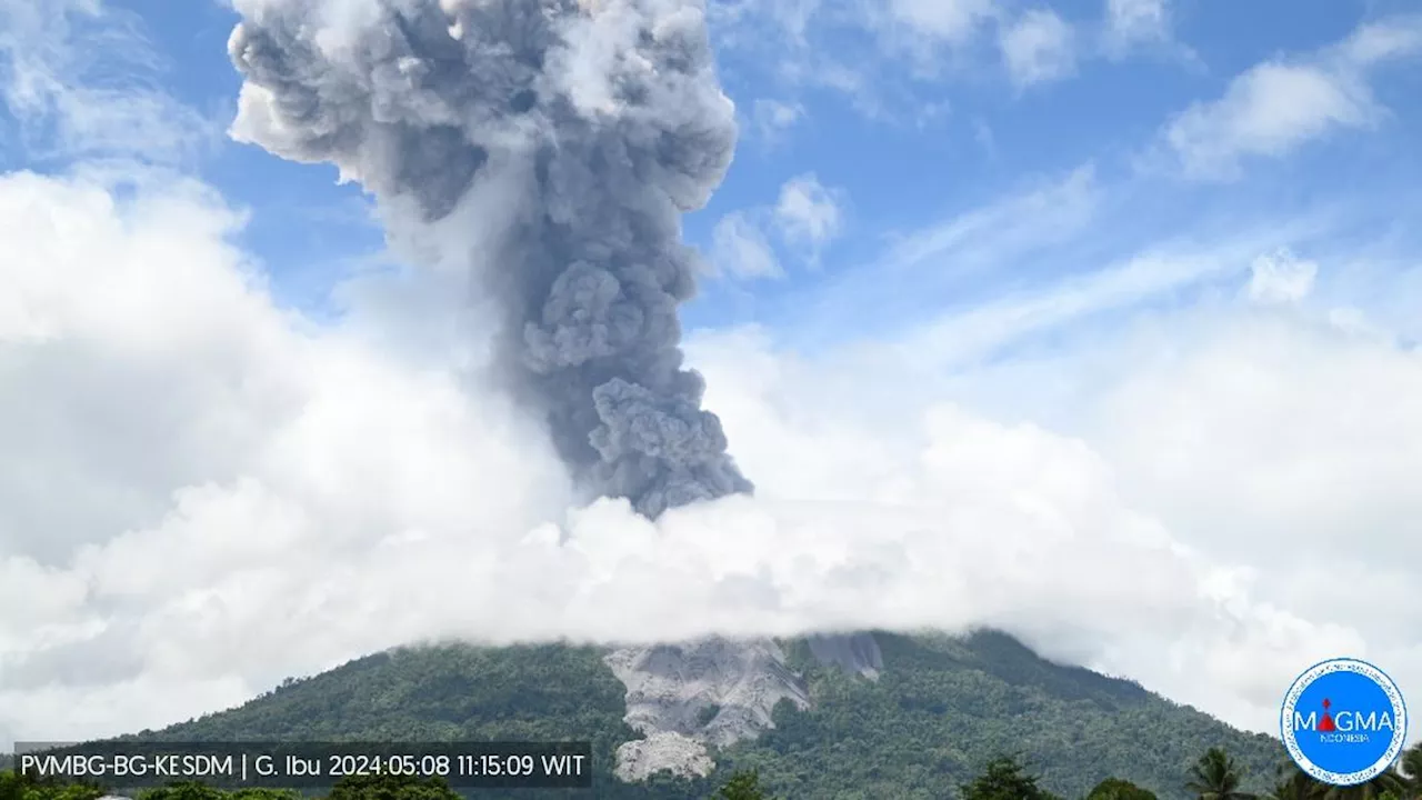 Gunung Ibu Erupsi Lagi, Semburkan Abu Vulkanik 1.500 Meter ke Arah Timur Laut