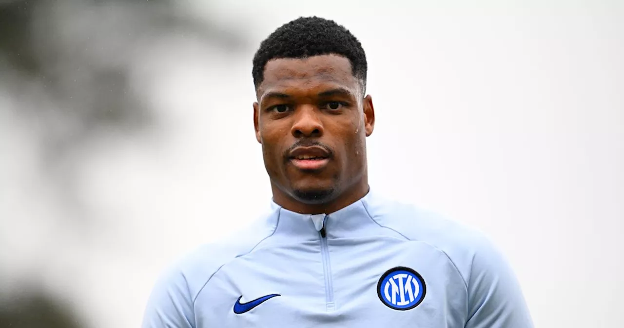 Serie A defender 'interested' in Man United move and other transfer rumours