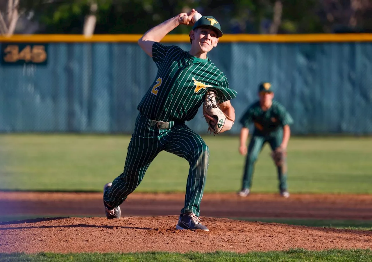 Prep roundup: Leigh clinches league title as Ollie Obenour hits 2 HRs, drives in five