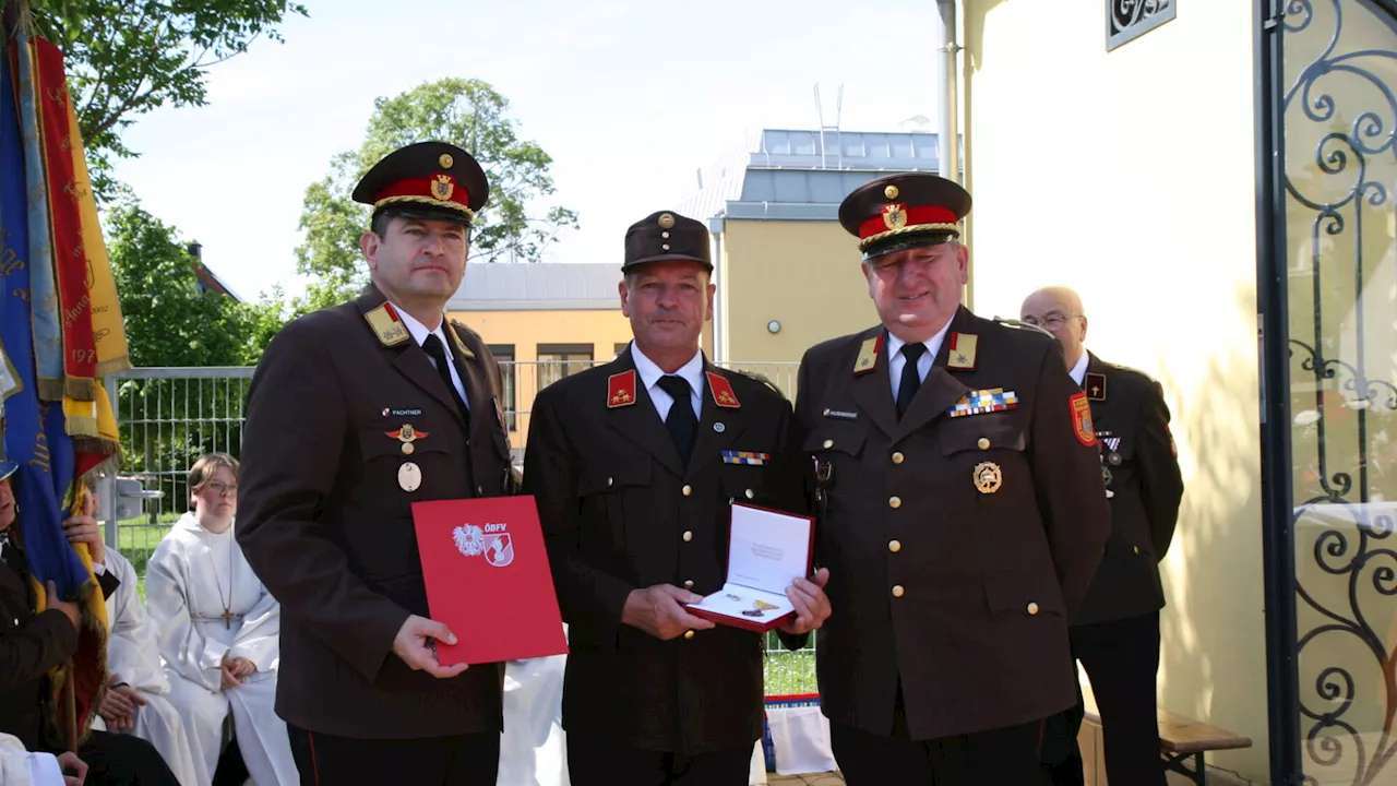 Feuerwehr Mannwörth feiert 150-jähriges Jubiläum