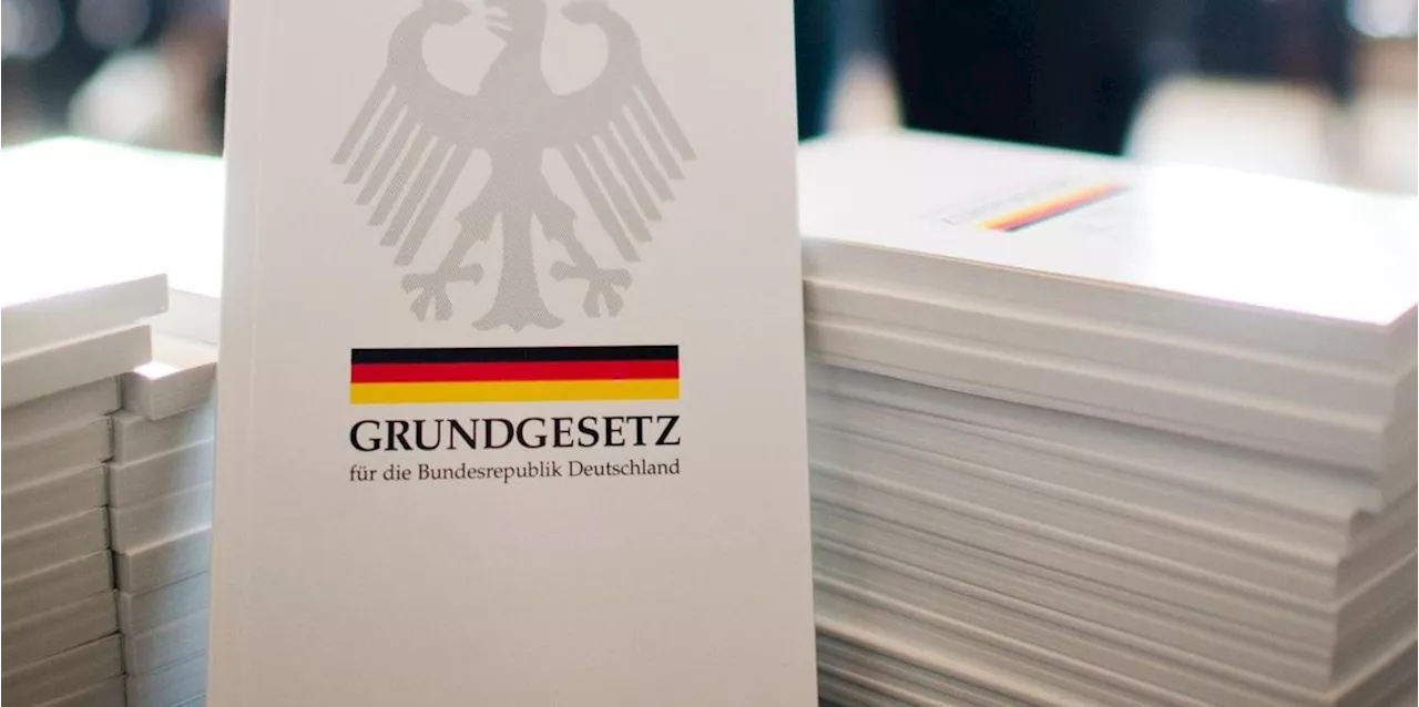 75 Jahre Grundgesetz - Wehrhaft, aber nicht unüberwindbar