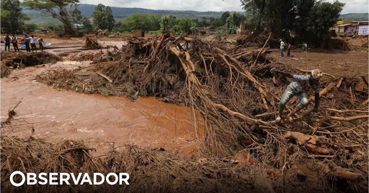 Semanas de chuvas fortes na região da África Oriental deslocaram 234 mil pessoas