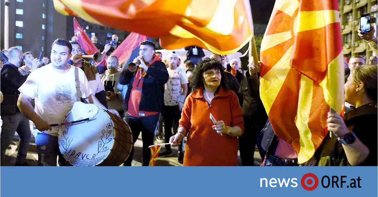 Rechtsruck in Nordmazedonien: Opposition setzt sich bei Wahlen durch