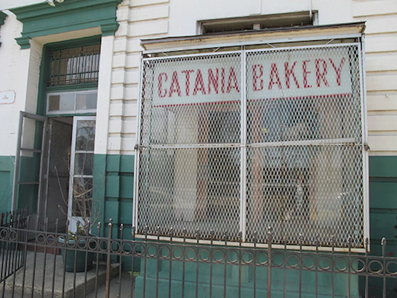 Neat Neighborhood History: Catania Bakery in Photos