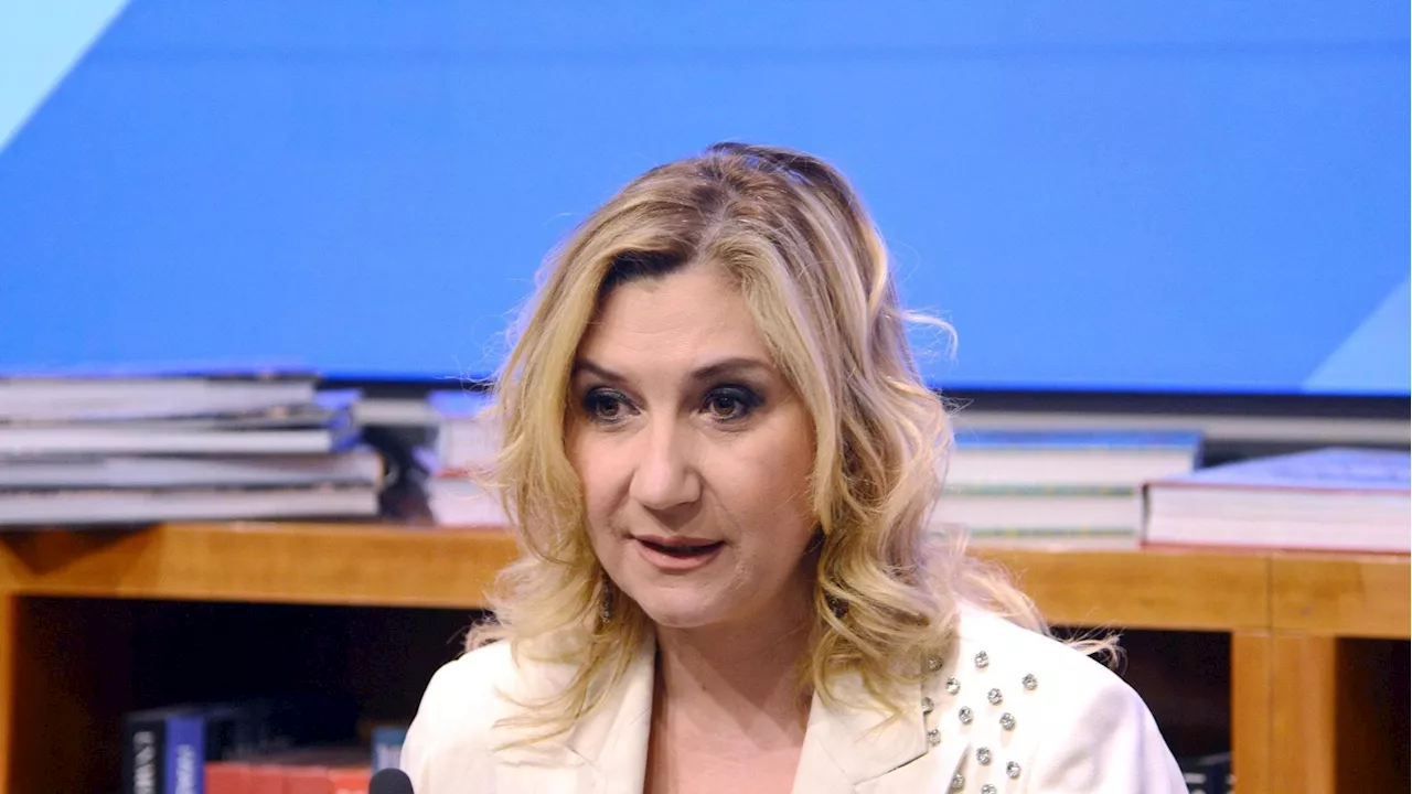 Caso Scurati, l’ad Rai Sergio apre procedimento contro Serena Bortone