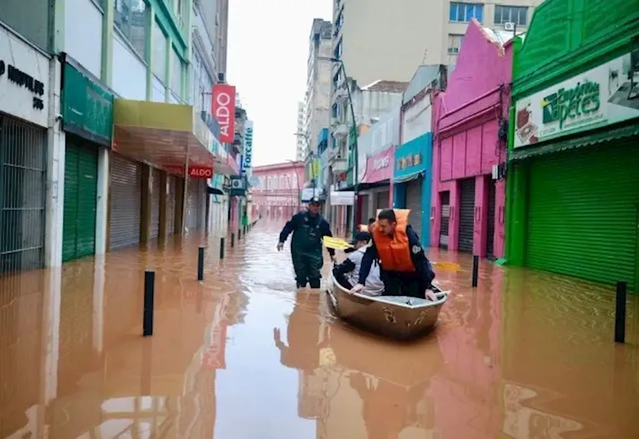 Previsão de temporal no RS: resgates de barco são interrompidos em Porto Alegre