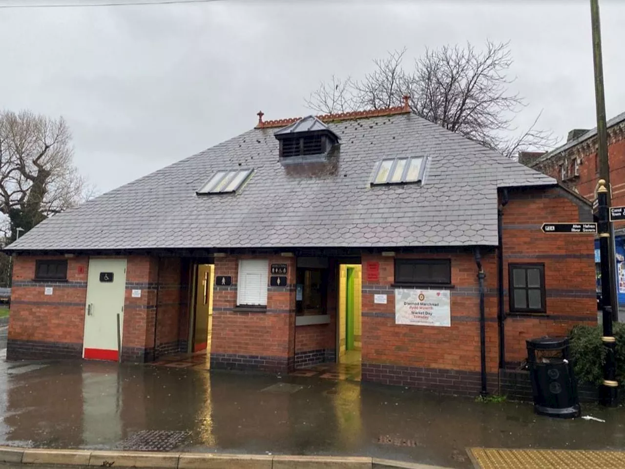 Town council proposing 'substantial' renovation of public toilets