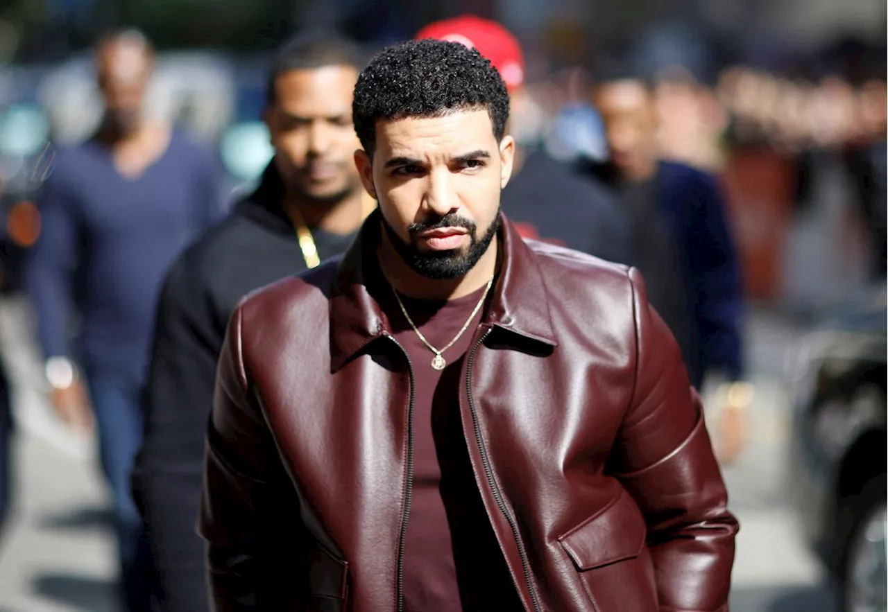 Drake's security guard shot outside rapper's Toronto home