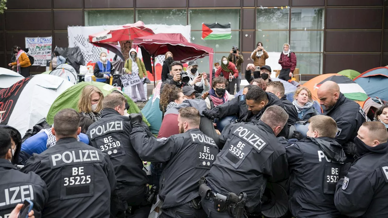 Berlin: Lehrende stellen sich hinter Pro-Palästina-Protest an der FU