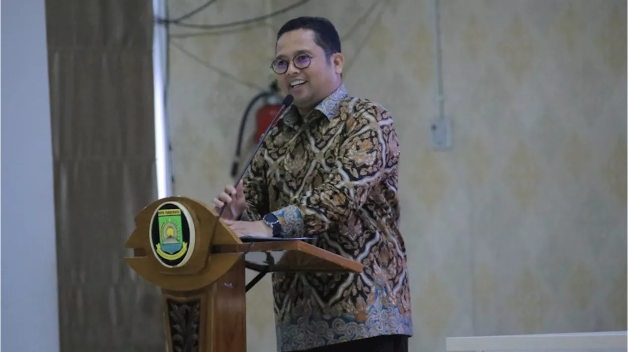 Tantang Dinasti Politik di Pilgub Banten, Arief R Wismansyah Siap Adu Konsep dan Program