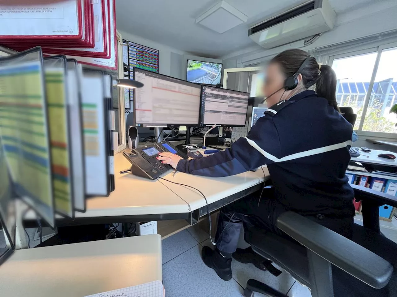 « Les appels d’urgence, bonjour » : plongée dans les coulisses du 17 chez les gendarmes de Dordogne