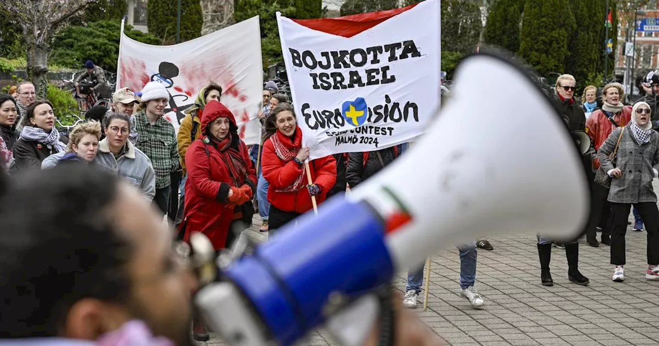 Danska demonstranter fyller bussar till Malmö