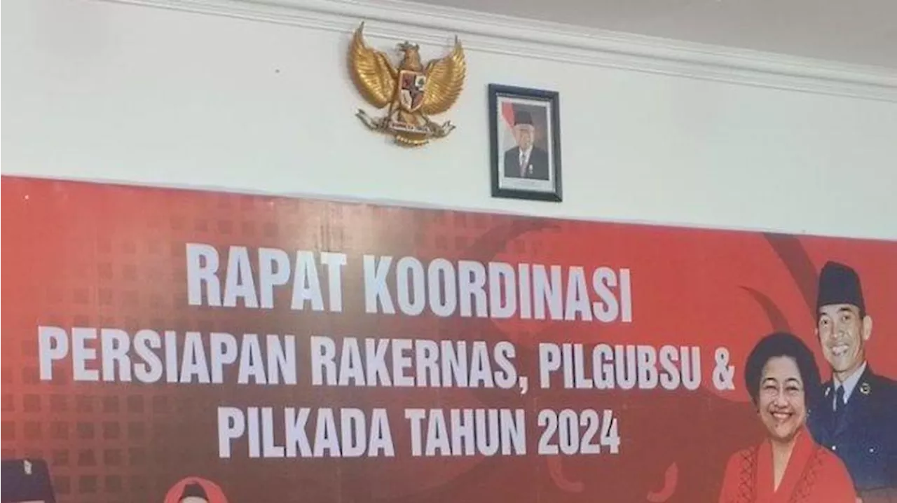 Tak Ada Foto Jokowi di Kantor DPD PDIP Sumut Jadi Sorotan, Bagaimana Aturan Pasang Foto Presiden?