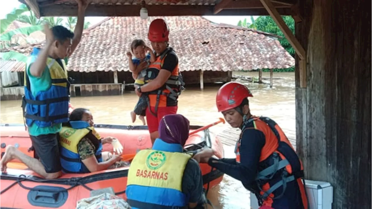 Banjir di OKU Sumsel Rendam 10 Kelurahan, 1 Jembatan Gantung Putus dan 1.695 KK Terdampak