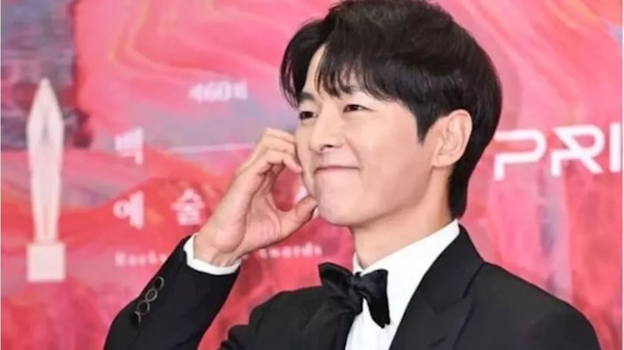 Pernah Jadi Kontroversi, Pose Song Joong Ki di Karpet Merah Baeksang Awards jadi Sorotan