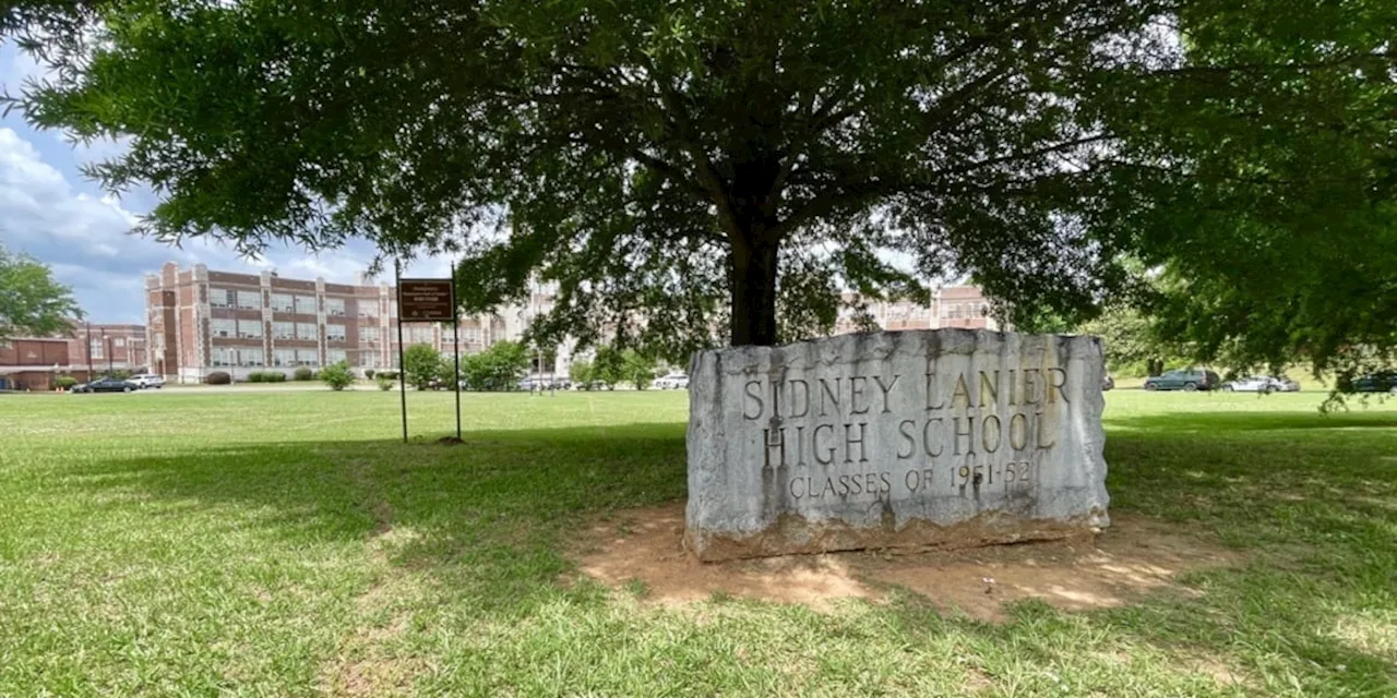 ‘It’s bittersweet’: Students, staff enter final days at Lanier High School