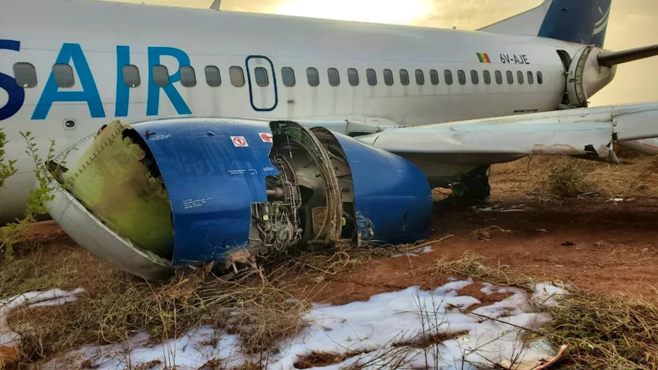 Boeing 737 im Senegal von Piste gekommen