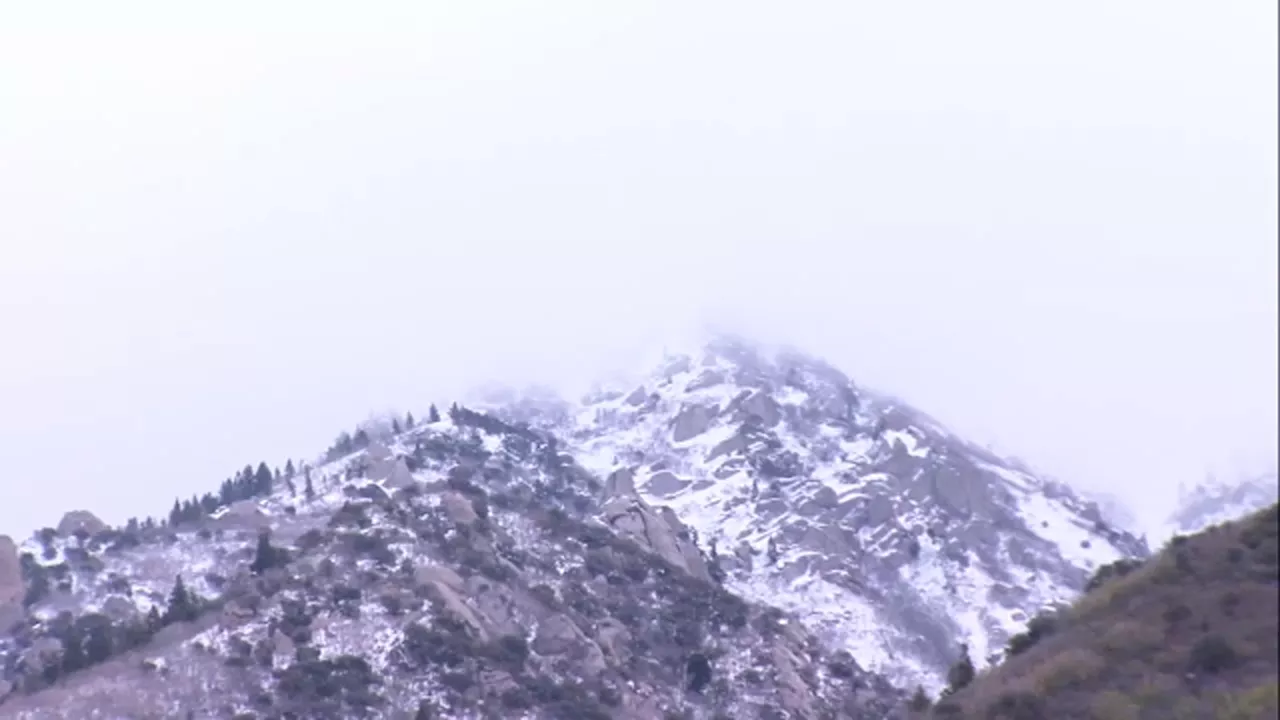 2 skiers killed after being caught in Utah avalanche following late spring snowstorms, sheriff says