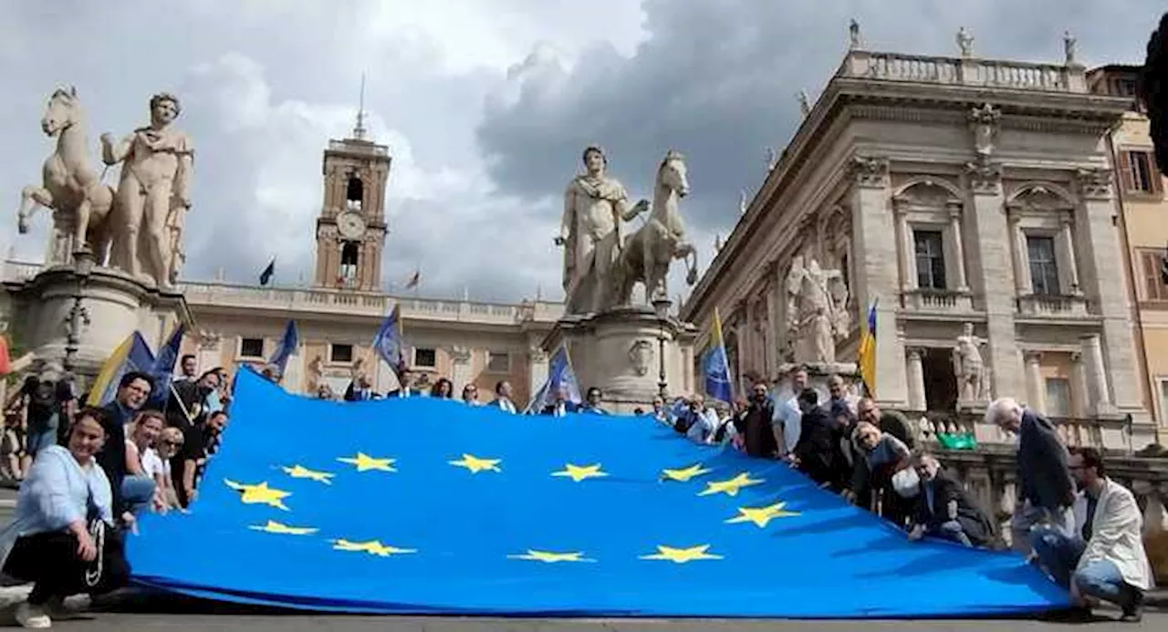 Flash mob di Stati Uniti d'Europa in Campidoglio, più Ue