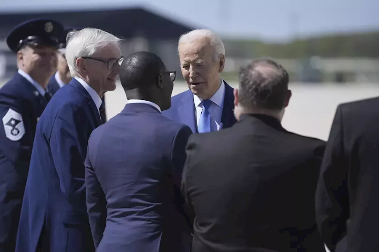 Biden Touts Microsoft's AI Data Center, Contrasts With Failed Trump-Backed Foxconn Plans