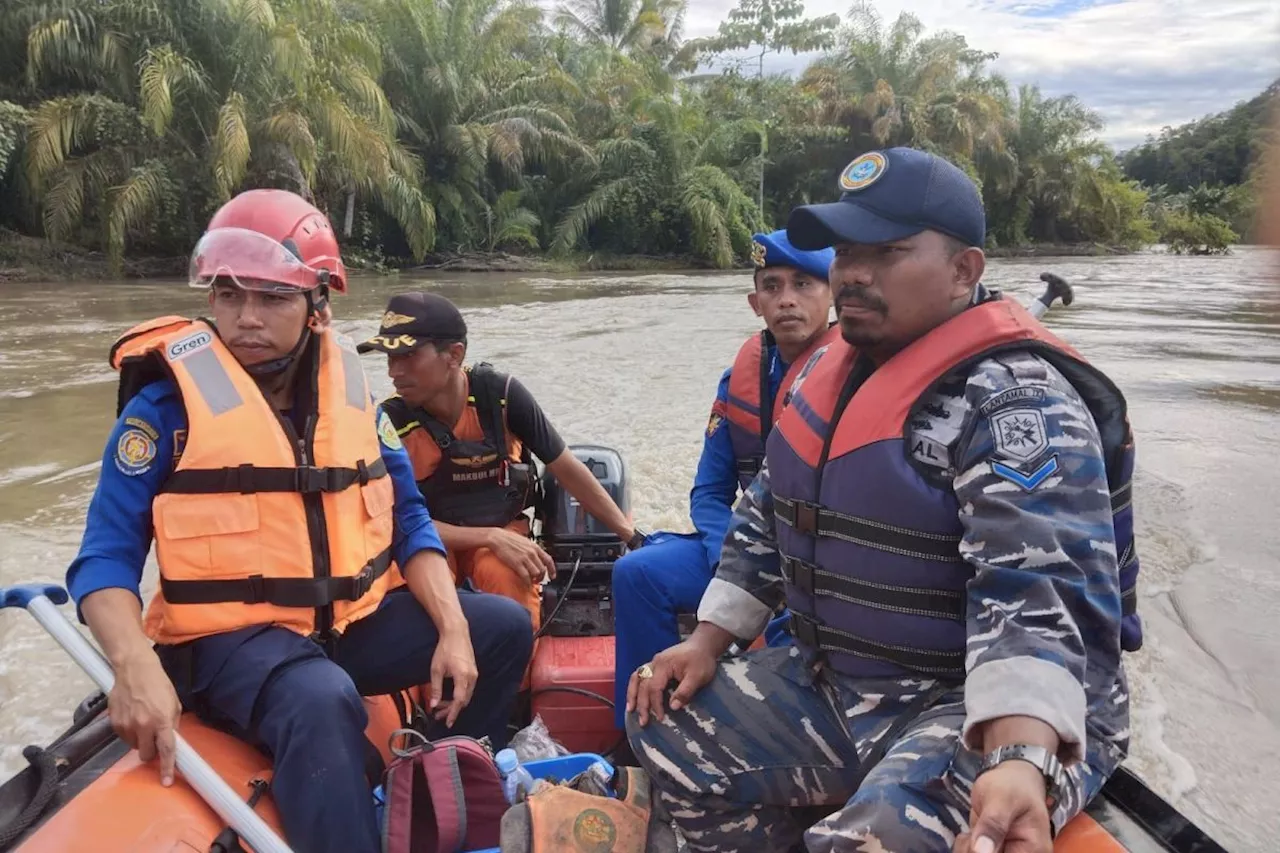 Basarnas cari remaja yang terseret arus sungai di Luwu Timur