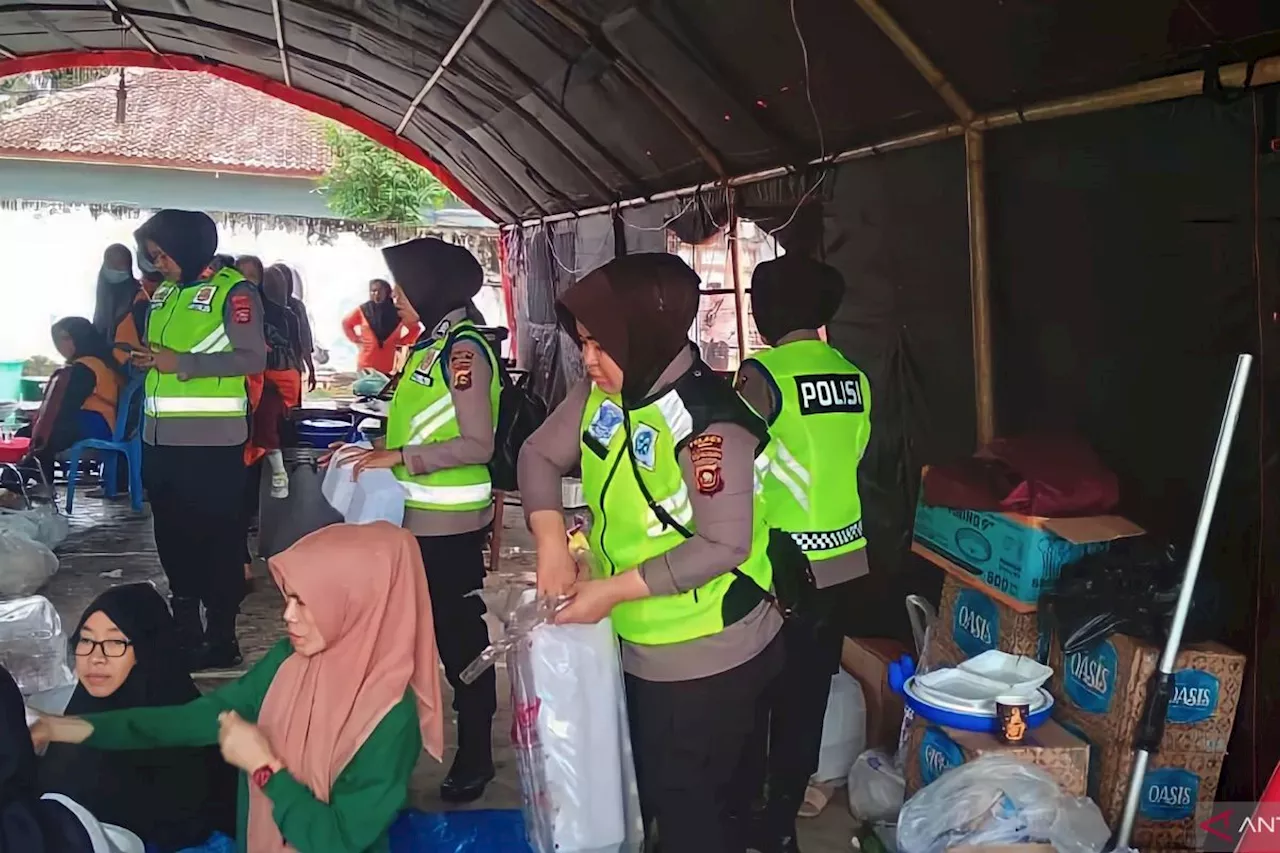 Rumah Dinas Bupati OKU dijadikan dapur umum untuk korban banjir