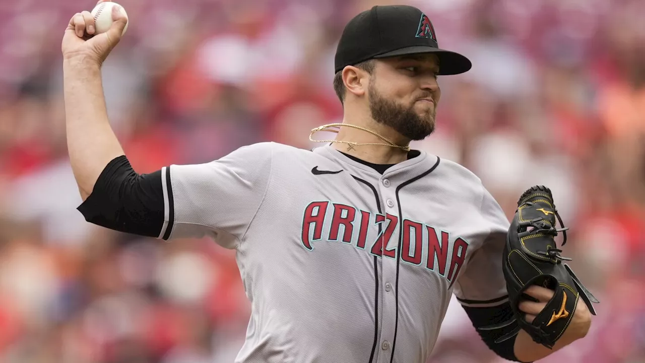 Corbin Carroll hits a 2-out single in the 8th to put Diamondbacks on top, beat struggling Reds 5-4