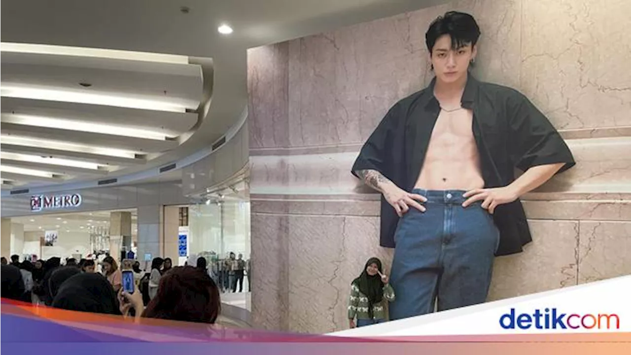 Cuti Kerja Demi Bisa ke BTS:POP-UP MONOCHROME IN JAKARTA!