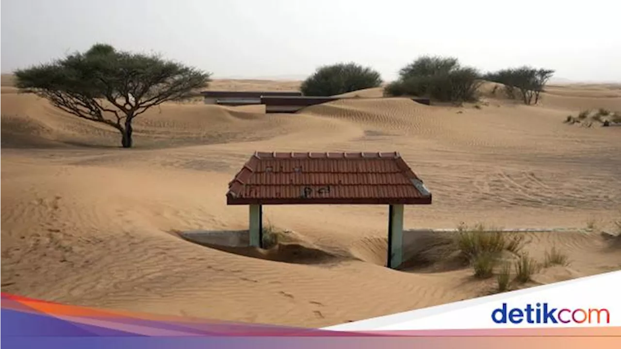 Potret Desa 'Hantu' di Dubai yang Hampir Terkubur Pasir